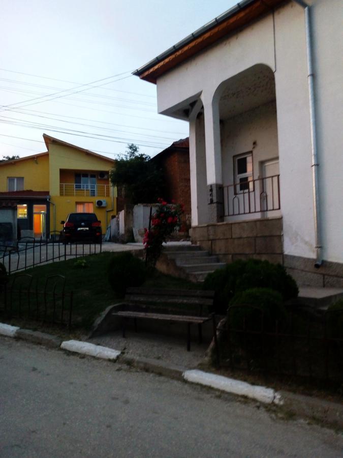 Hotel Toni Bukovlŭk Exterior foto